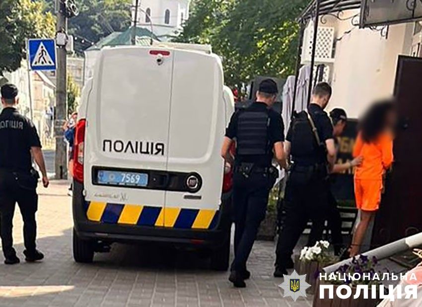 У Києві шахрайка привласнила донати на дрони