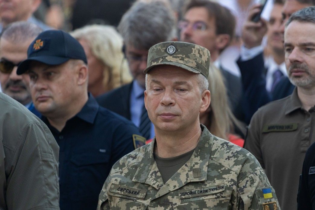 Зеленський оцінить роботу Сирського після війни
