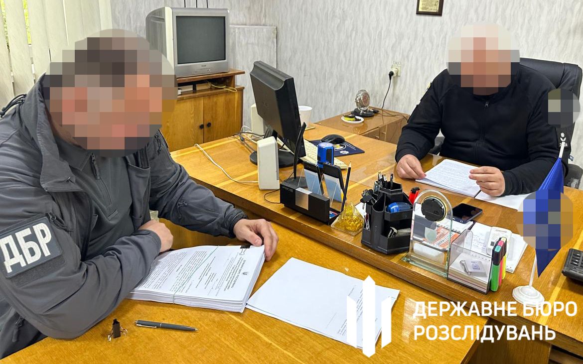 Правоохоронці Донеччини безпідставно нарахували мільйони гривень бойових доплат підлеглим