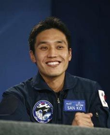 Ко Сан стане першим астронавтом Південної Кореї. (Фото Рейтер.)