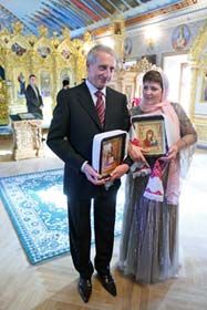 Семенюк через дефіс
