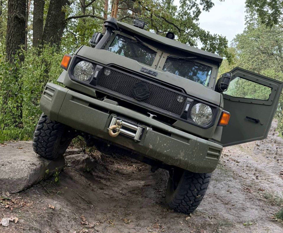 Поповнення «автопарку» ЗСУ UAT-TISA: допущено до використання вітчизняний бронеавтомобіль