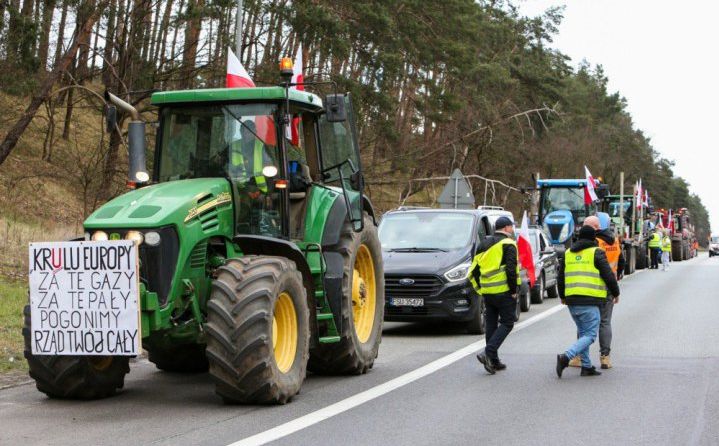 Польські фермери знову блокували кордон з Україною.