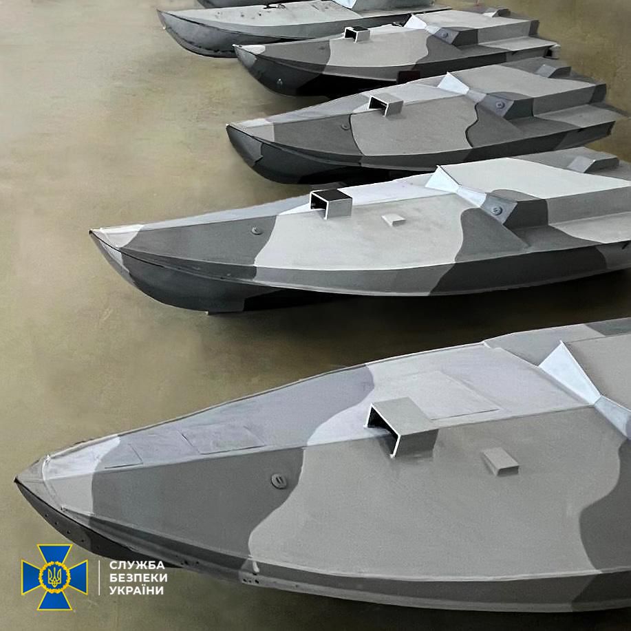 «Бавовна» в Керченській бухті: «Sea Baby» відпрацювали по російських вертольотах, літаках та баржі