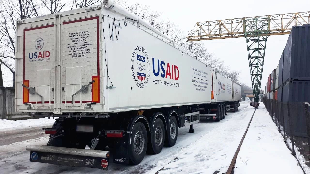 USAID в Україні: офісу наказано зупинити фінансування всіх проєктів