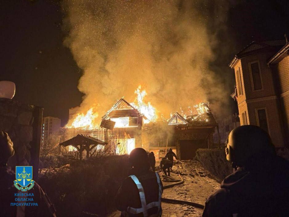 Рашисти вдарили по Київщині та Дніпропетровщині: є загиблі та руйнування, фото