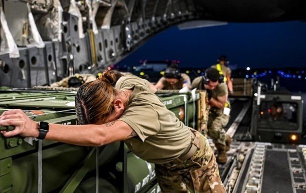 У США передумали: відновлено обмін розвідданими з Україною й постачання зброї