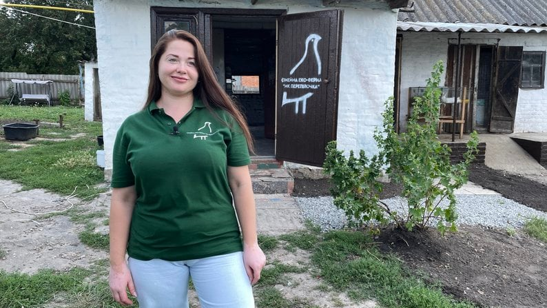 Блакитні яйця, чорне м’ясо: що спонукало б’юті-майстриню міжнародного рівня заснувати птахоферму