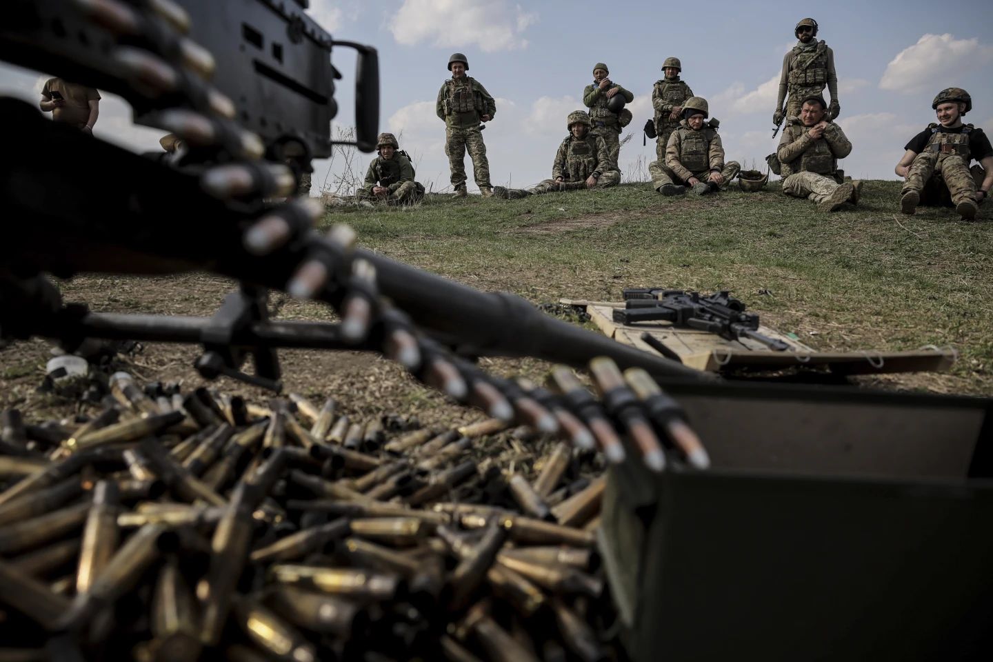 Росія готує новий наступ вздовж всієї лінії фронту - AP