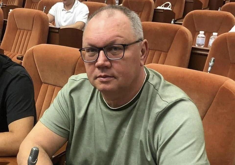 Помер у лікарні: у Дніпрі підірвали авто з держслужбовцем, фото