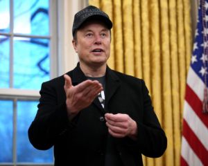 Маск закликав Трампа скасувати кардинальні нові мита