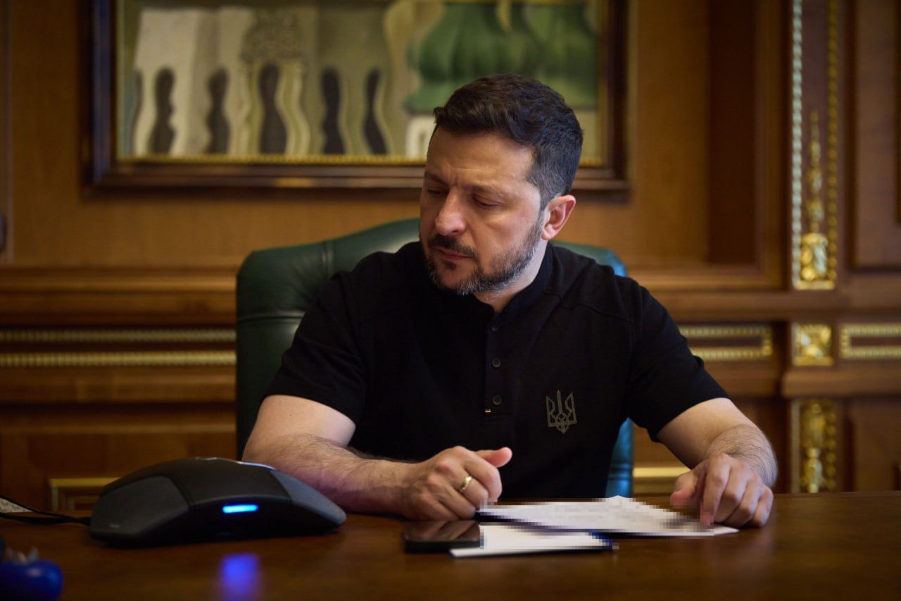 Санкції введено проти 5 фізичних осіб.