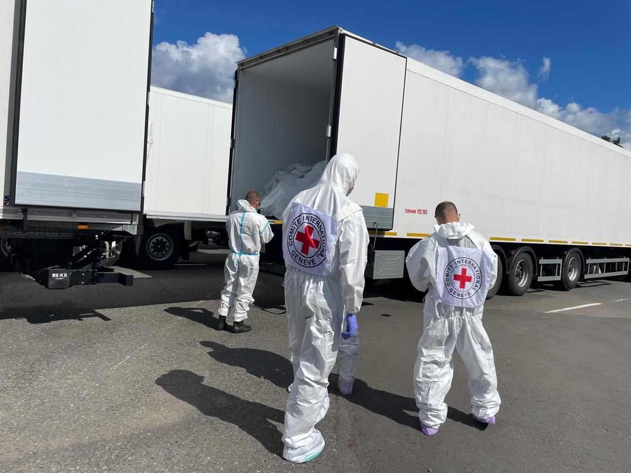 На щиті: в Україну повернули тіла 1000 загиблих