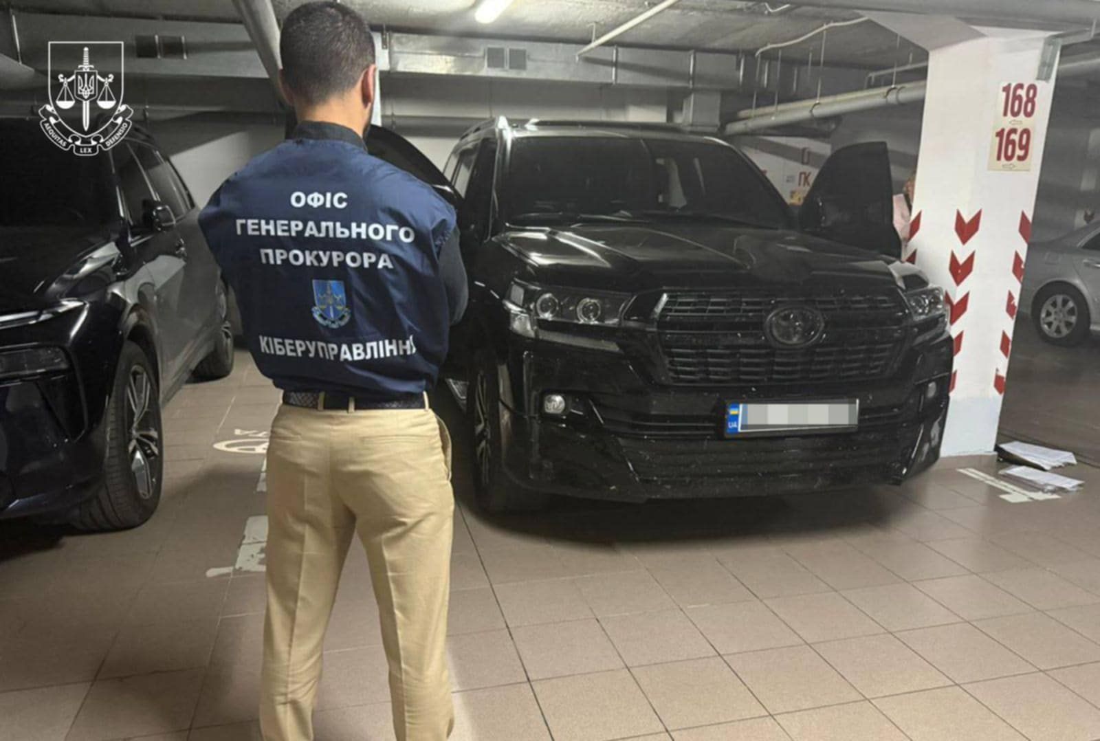 Ліквідовано мережу шахрайських кол-центрів: ошукали громадян ЄС на мільйони, фото