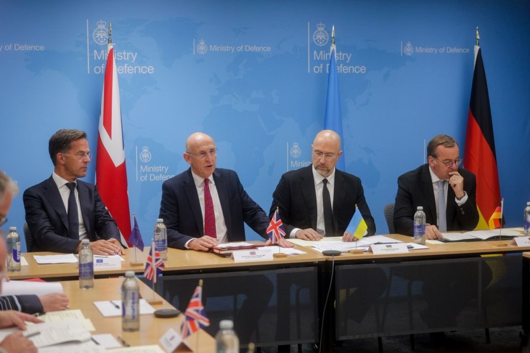 Міністр оборони України Денис Шмигаль під час 30-ї зустрічі Контактної групи з питань оборони України у форматі «Рамштайн» назвав ініціативи, які критично важливо реалізувати для зміцнення обороноздатності держави.