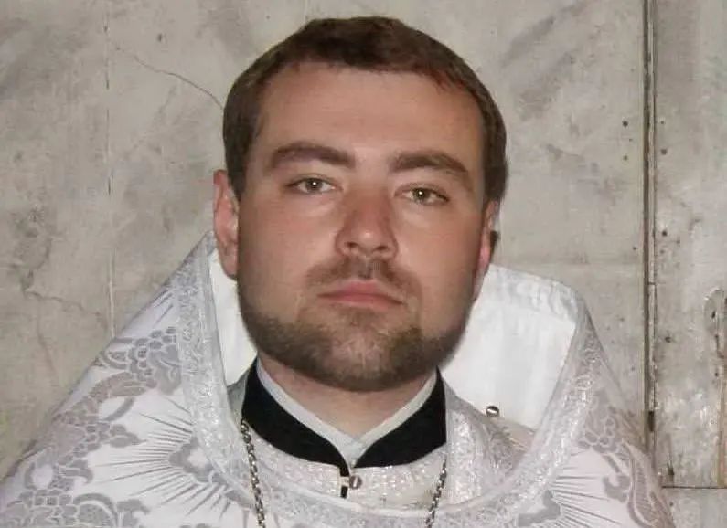 Не по божому: священник УПЦ МП двічі вдарив сокирою працівника ТЦК