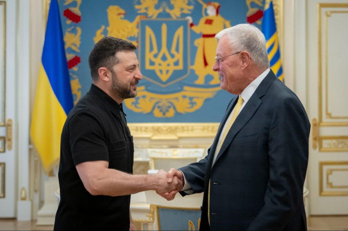 Гарантії безпеки, зброя, санкції: у Києві пройшли перемовини між Зеленським й Келлогом