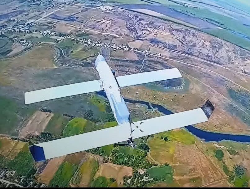 Баражував 50 хвилин: російський дрон «завітав» до Румунії