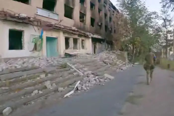 Пекельний Купʼянськ: росіяни накопичують сили, в місті бої з ДРГ, фото