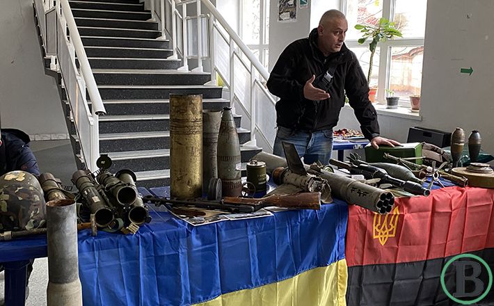 КМУ врегулював передачу навчальної зброї до Центрів підготовки та осередків викладання «Захисту України»