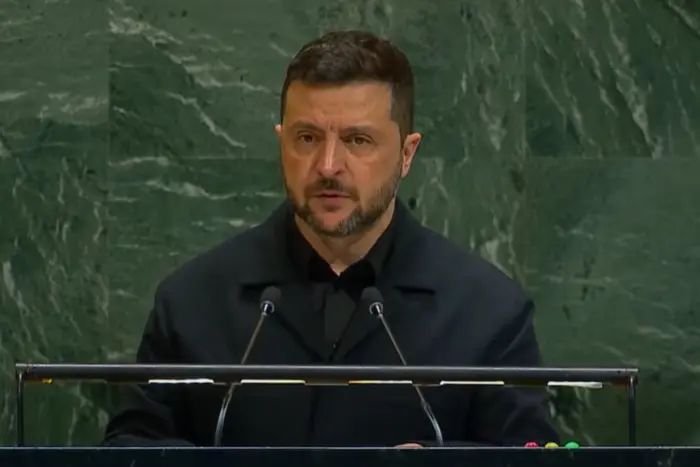 Зеленський нагадав про тисячі викрадених Росією українських дітей та згадав про черговий блекаут на окупованій Запорізькій АЕС.