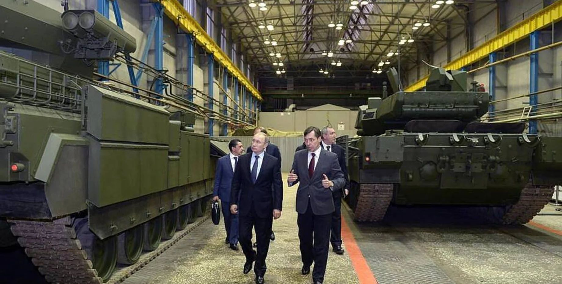 Нафтосектор, військова промисловість та роспідприємці - Зеленський підписав санкційні рішення