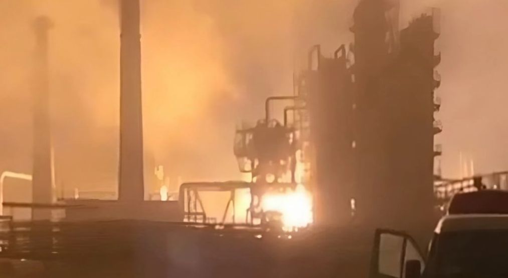 ЗСУ вгатили по Рязанському НПЗ і Брянському складу боєприпасів