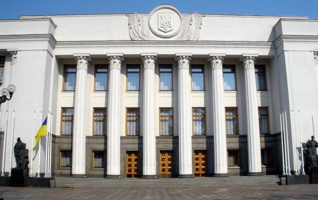 Мова має значення: Рада дерусифікувала паспорти