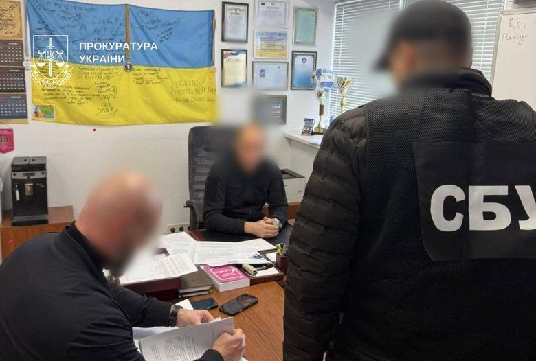 Посадовці Київської митниці створили корупційну схему заробітку на підприємцях, фото