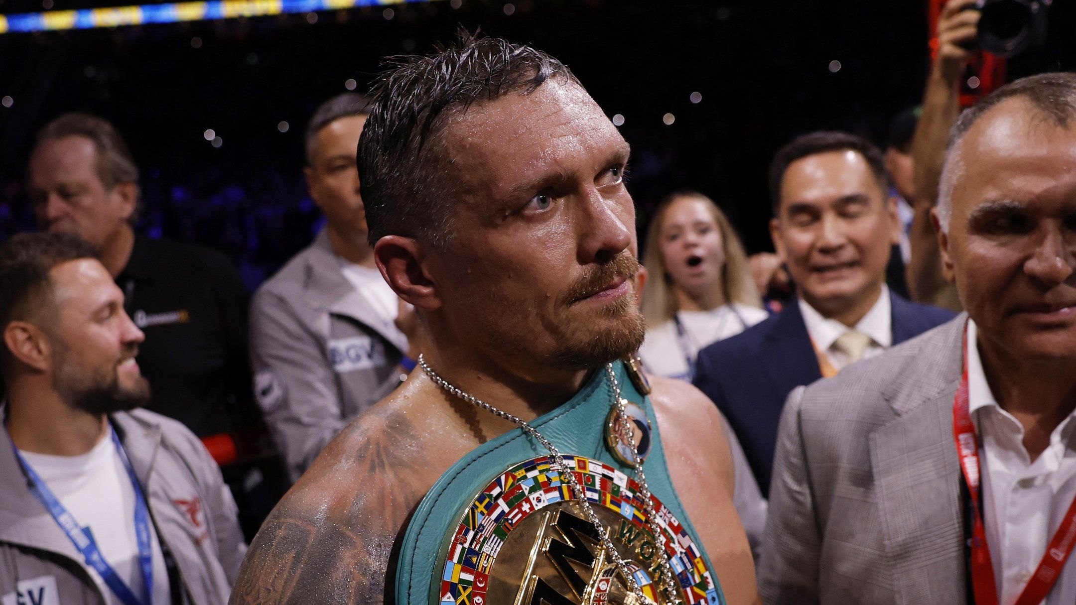 Зірковий український боксер Олександр Усик відмовився від титулу WBO