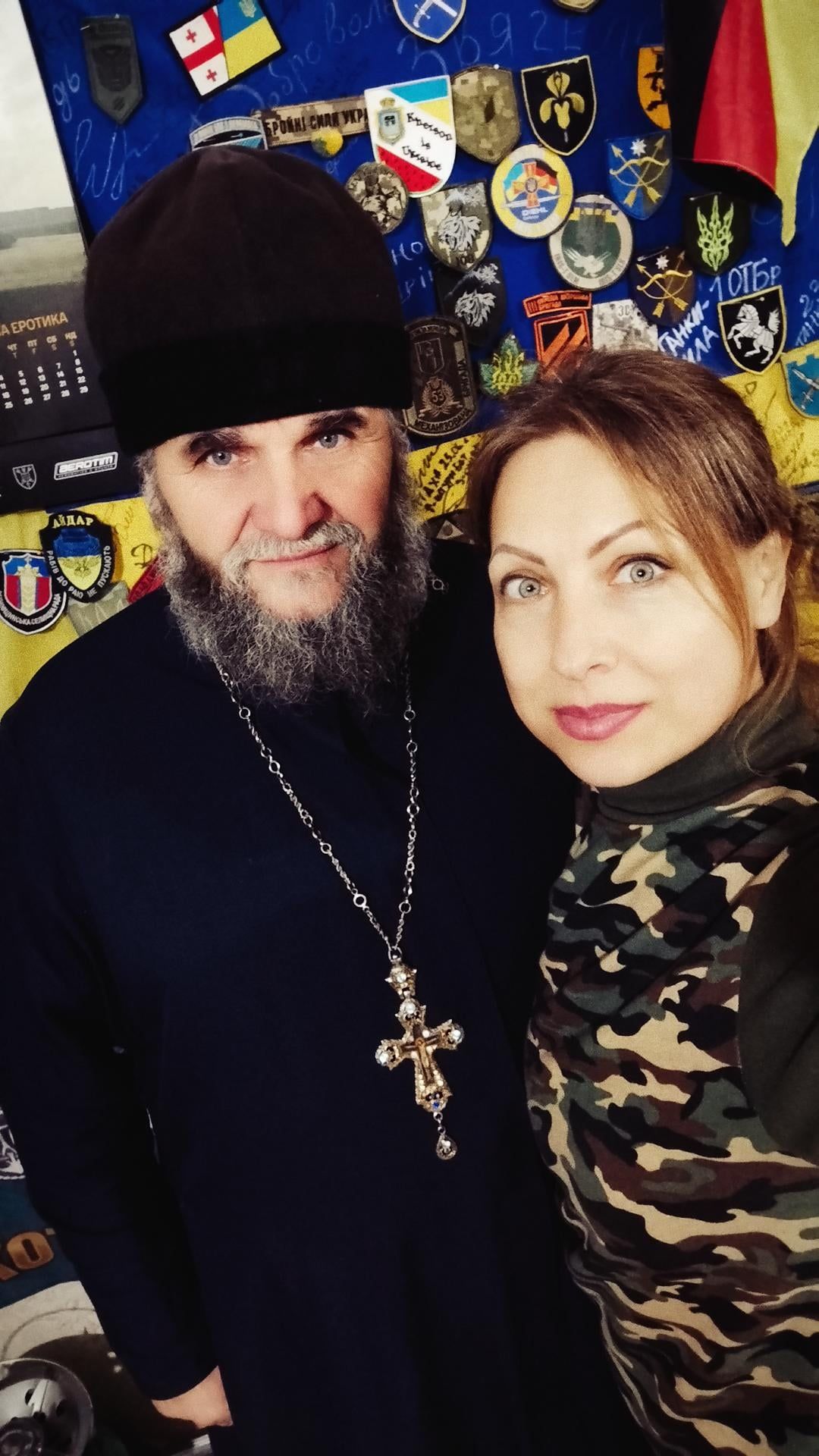 Настоятель Свято-Покровської парафії  протоієрей Іоанн Лоцько та Наталія Кошляк.