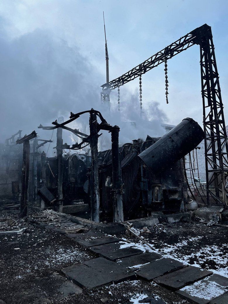 На Одещині й Дніпропетровщині рашисти понівечили інфраструктуру і житло, у частині регіонів -  аварійні відключення світла
