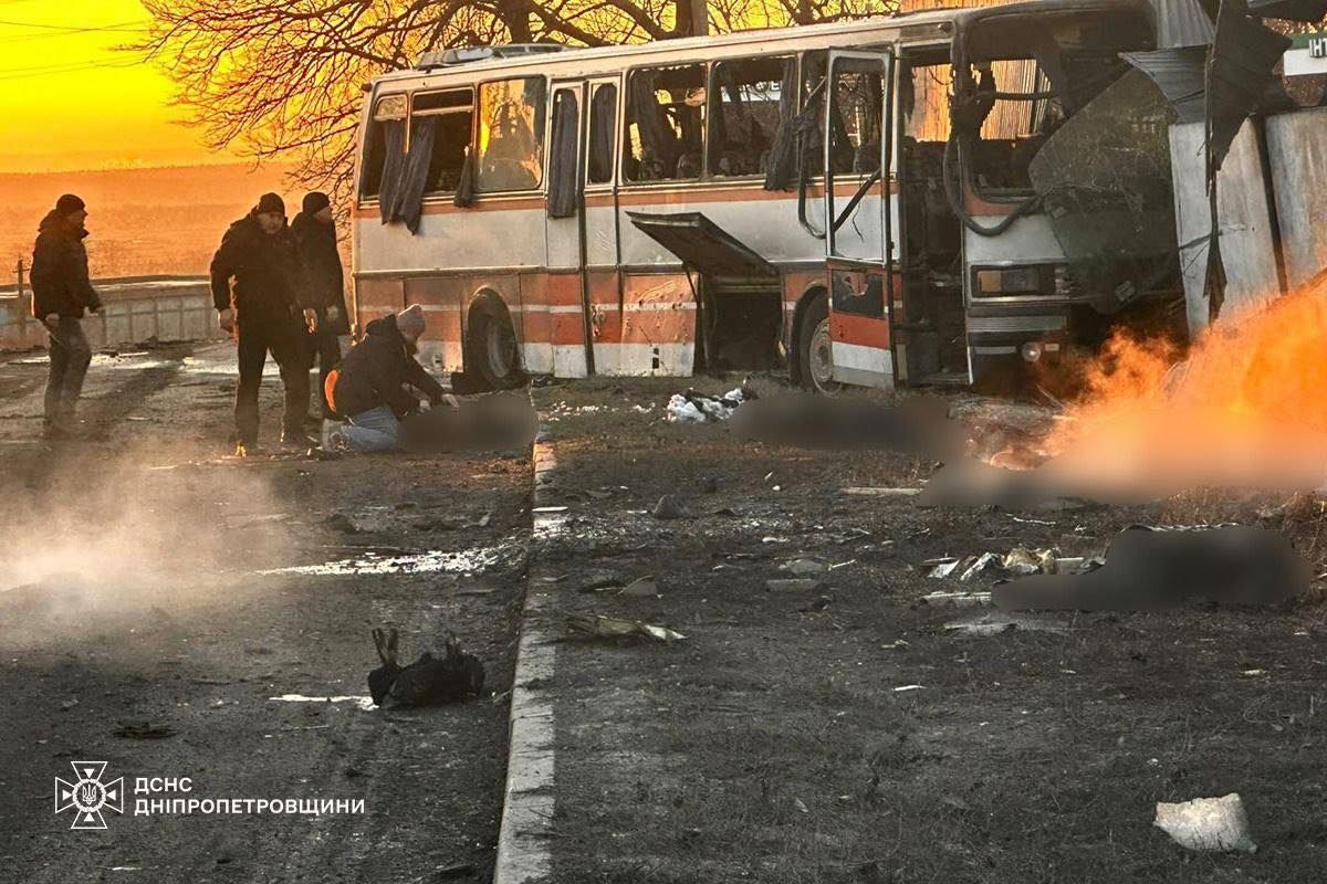 «Шахед» атакував автобус з працівниками шахти: багато загиблих, фото
