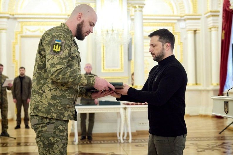 Бджолиний «десант» та Курський прорив. Унікальні подвиги триразового кавалера «Хреста бойових заслуг» Івана Козіна