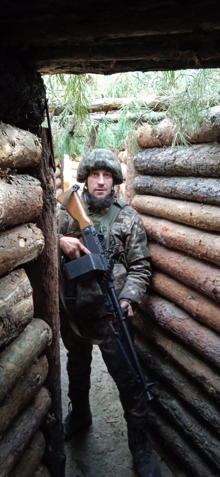Воював на Сумщині, в Донецькій  та Харківській областях.