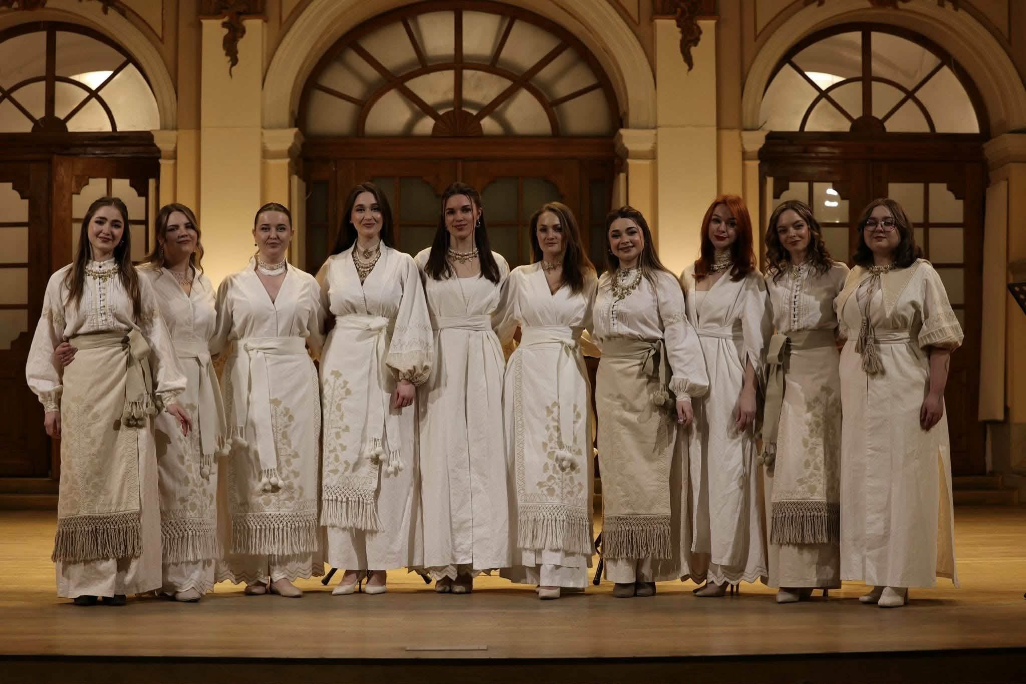 «Прилетіла ластівочка». Хор «Гомін» популяризує твори Миколи Леонтовича