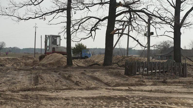 Волинська трагедія: в Углах на Рівненщині не виявили масових поховань