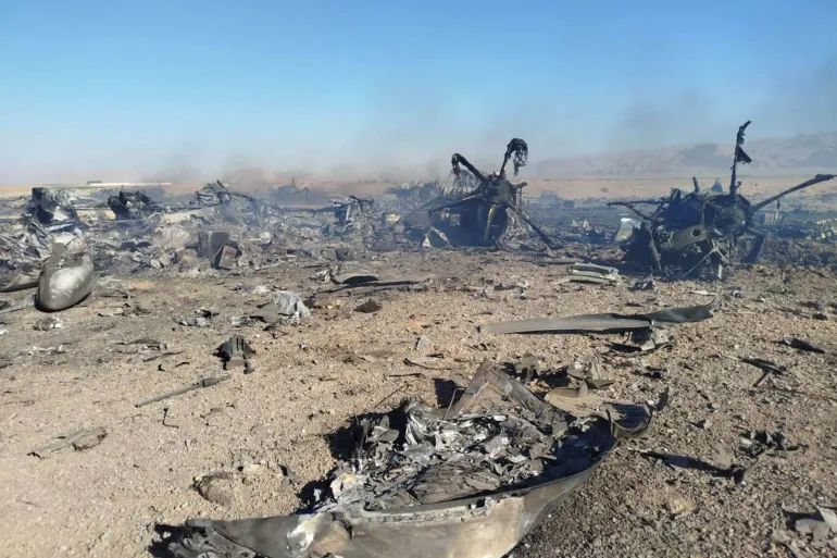 Згідно з іранськими ЗМІ, Революційна гвардія повідомила, що на фото зображено американський літак, знищений під час місії США з пошуку льотчика, що застряг в Ірані, на тлі американсько-ізраїльського конфлікту з Іраном, в Ісфахані.