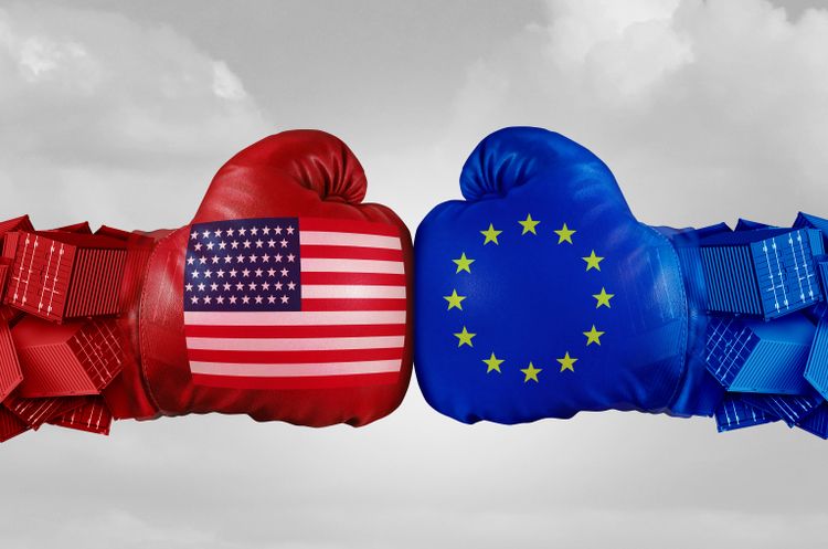 Європа та США обирають різні сценарії.