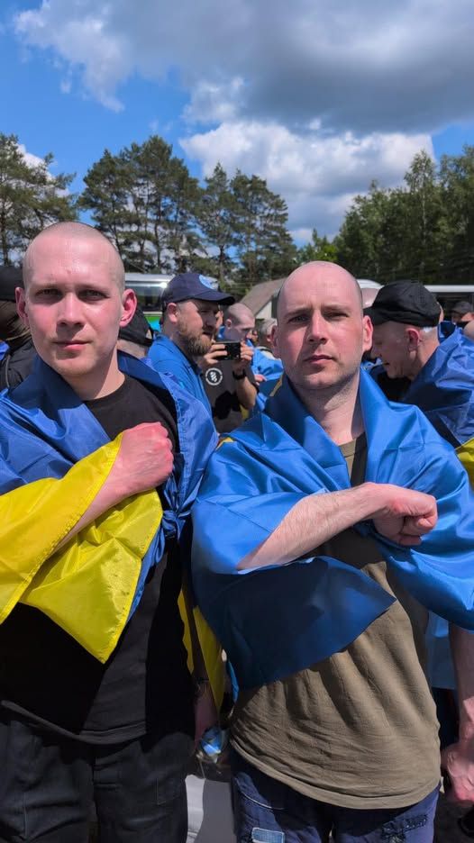 Азовці, звільнені 5 червня з полону.