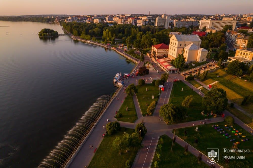 Файне – єдине