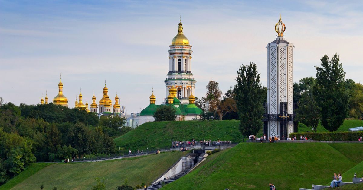 Український національний пантеон створять на території Києво-Печерської лаври. Кабмін ухвалив відповідну постанову, яку розробив УІНП.