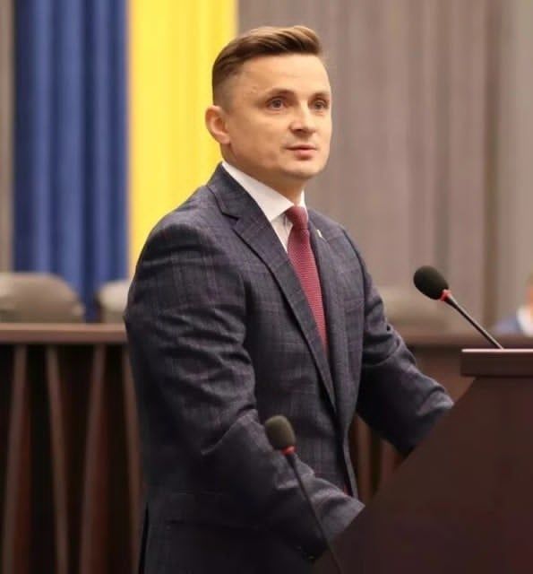 Таки сяде?