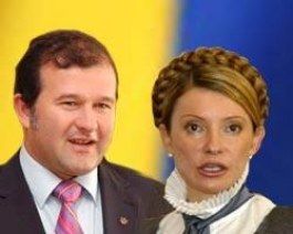 Коаліція колеться. Наразі шпильками