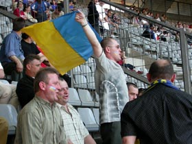 Між двох світів