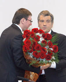 Правуй, демагогіє