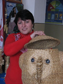 ...І лапті сплете
