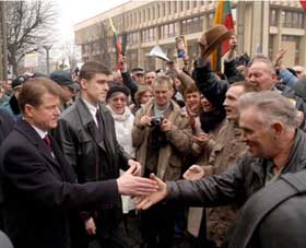 Імпічмент із сльозами на очах