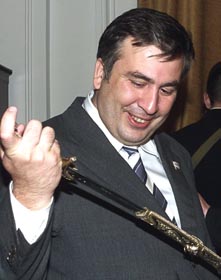 Добро з кулаками