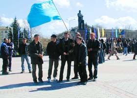 «Коттон» нікуди  не котиться